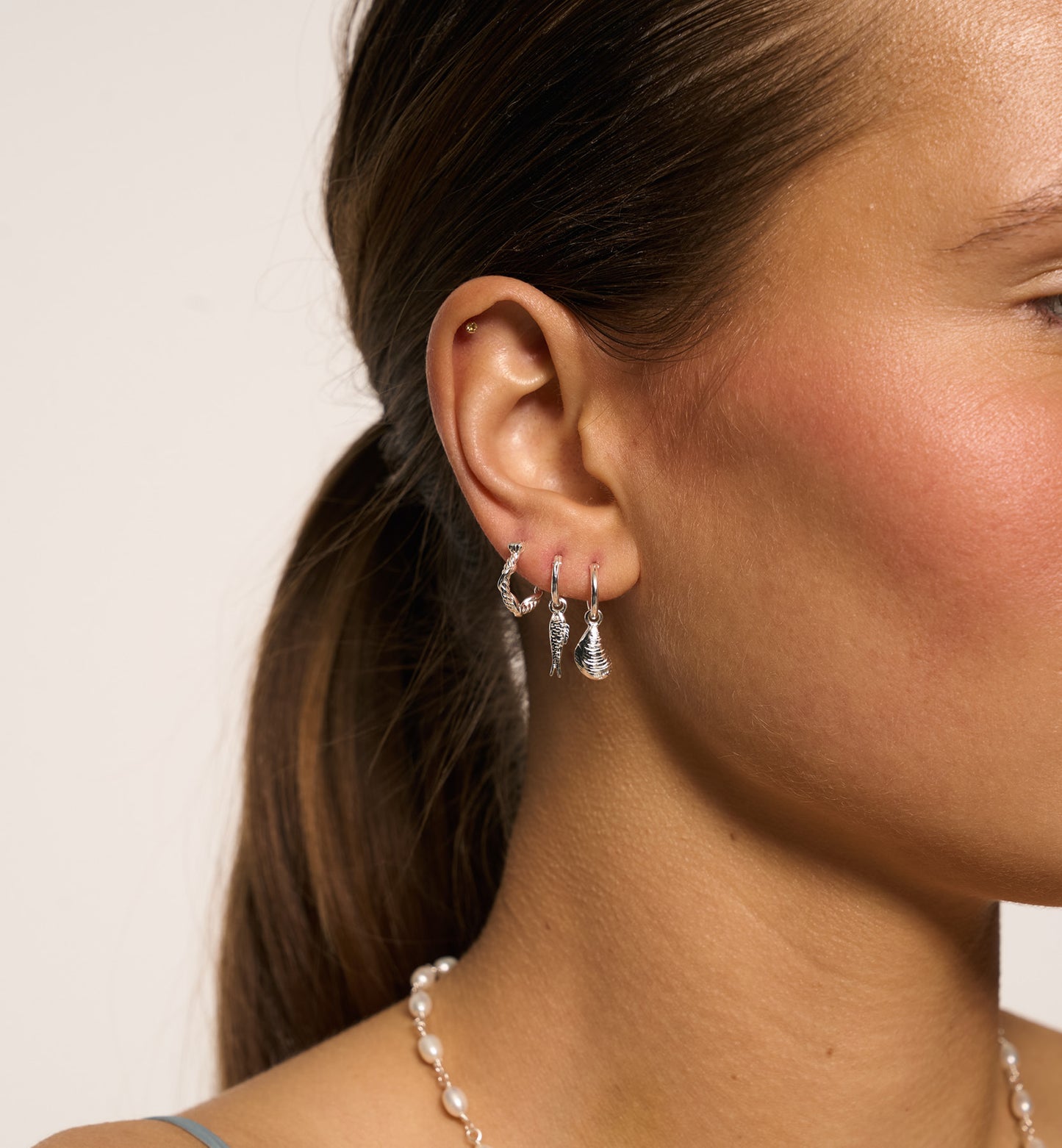 Single Sardine Ring Earring