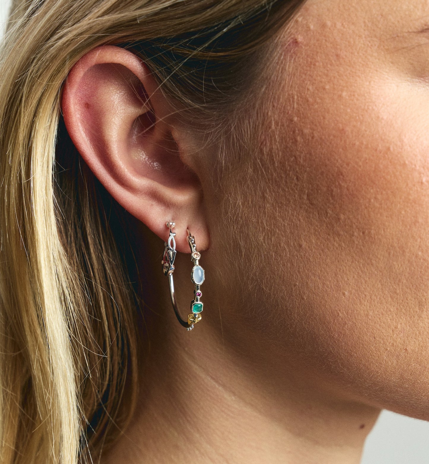 Anna + Nina Storybook Big Hoop Earrings Zilver