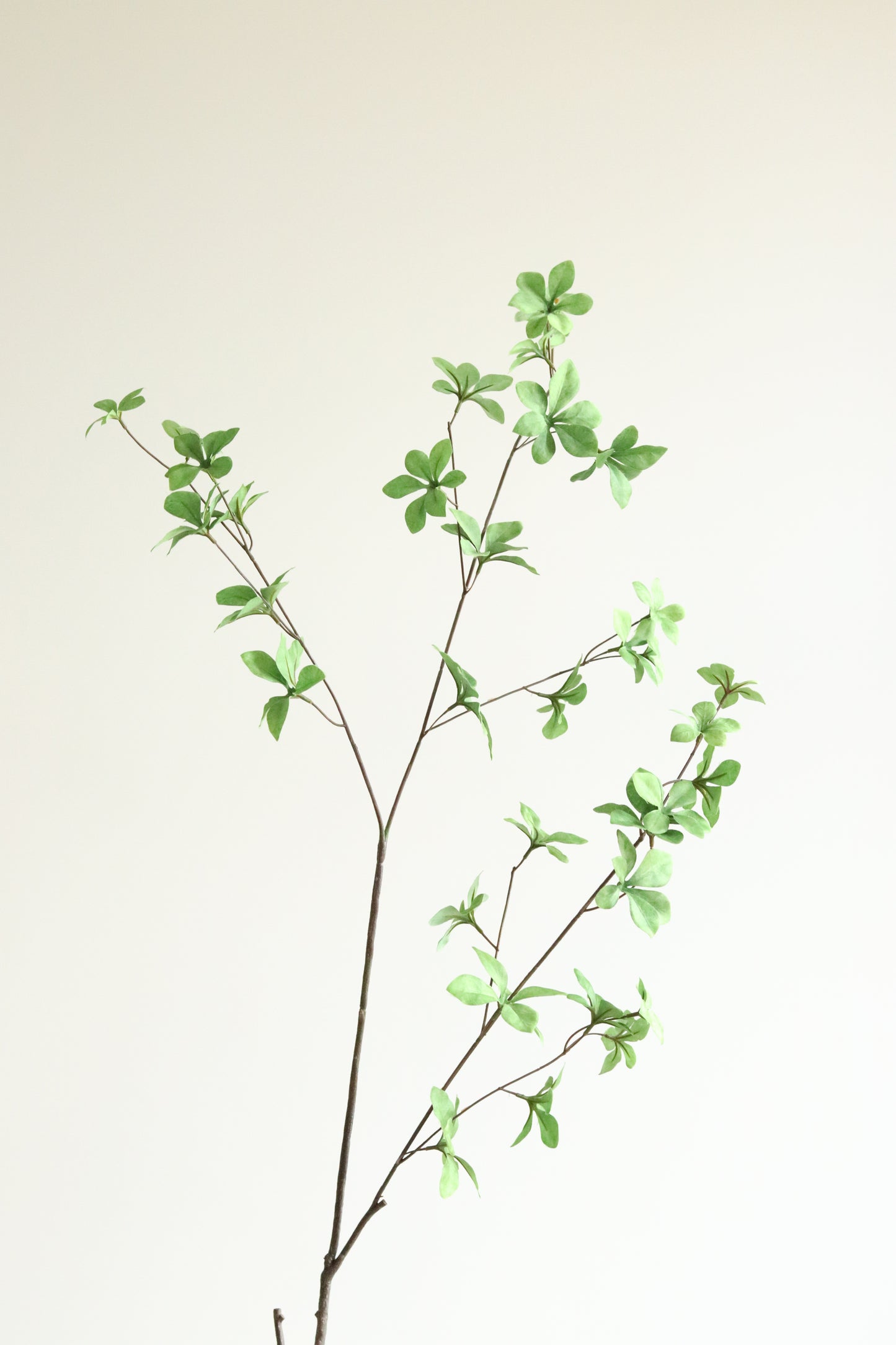 Kunsttak leaves